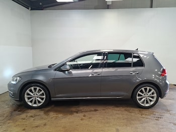 Used Volkswagen Golf 2018 for sale - 79153435: Photo