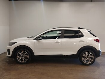 Used Kia Stonic 2023 for sale - 78440114: Photo