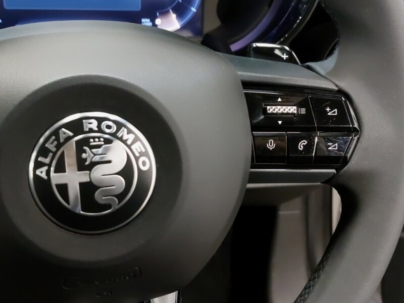 Used Alfa Romeo Junior 2025 for sale - 78041173: Photo 16