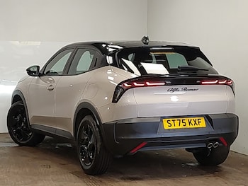 Used Alfa Romeo Junior 2025 for sale - 78041173: Photo