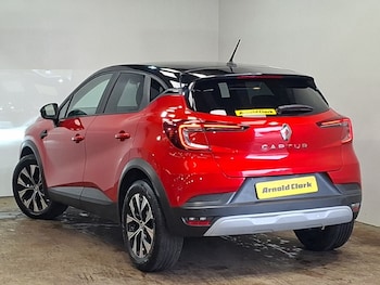 Used Renault Captur 2023 for sale - 79529306: Photo