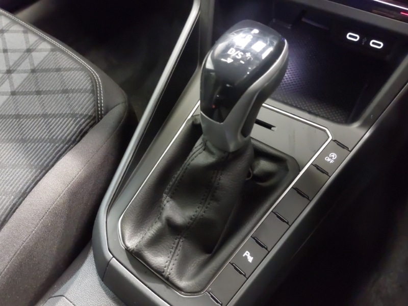 Used Volkswagen Polo 2024 for sale - 76915658: Photo 12