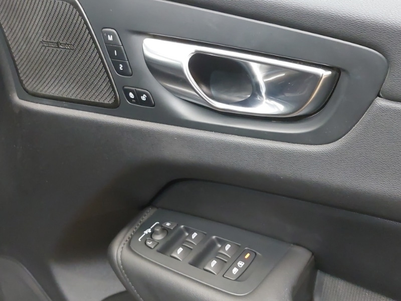 Used Volvo XC60 2024 for sale - 76947421: Photo 18