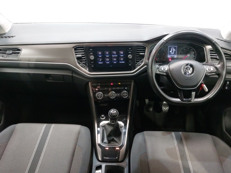 Used Volkswagen T-Roc 2018 for sale - 78093847: Photo 2