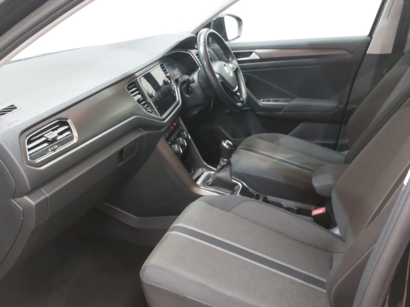 Used Volkswagen T-Roc 2018 for sale - 78093847: Photo 5