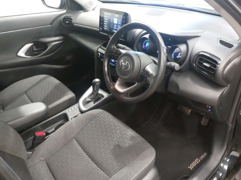 Used Toyota Yaris Cross 2022 for sale - 76639370: Photo 18