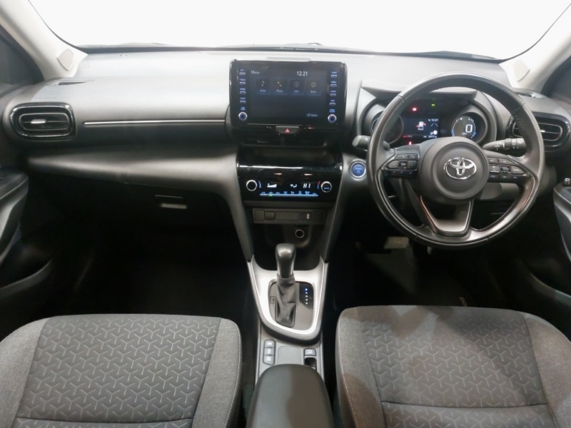 Used Toyota Yaris Cross 2022 for sale - 76639370: Photo 2