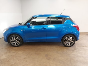 Used Suzuki Swift 2020 for sale - 75645206: Photo