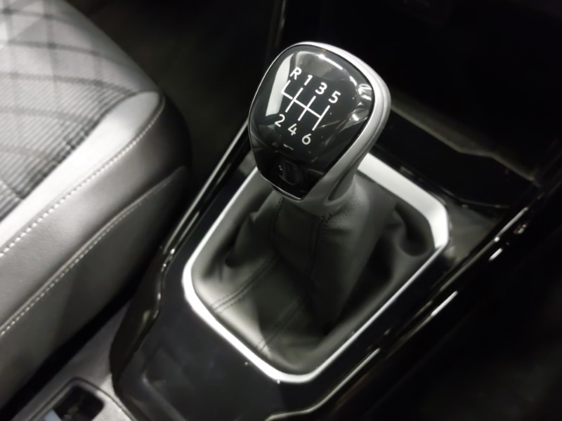 Used Volkswagen T-Roc 2022 for sale - 76281892: Photo 12