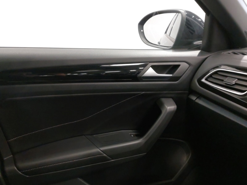 Used Volkswagen T-Roc 2022 for sale - 76281892: Photo 16