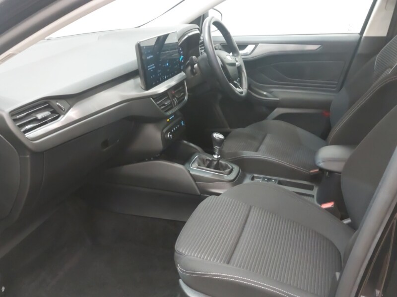 Used Ford Focus 2023 for sale - 76053722: Photo 5