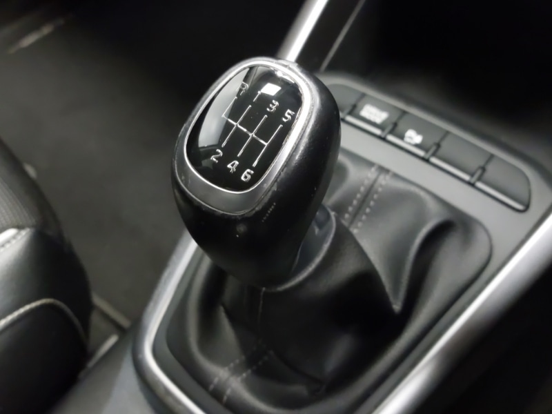 Used Kia Stonic 2022 for sale - 77750572: Photo 12