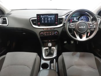 Used Kia Ceed 2023 for sale - 78046520: Photo