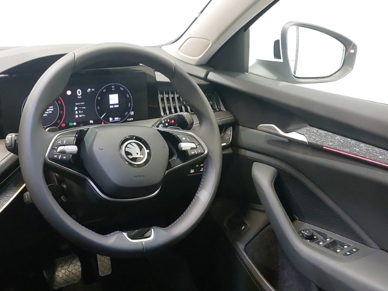 Used Skoda Superb 2024 for sale - 77329790: Photo 10