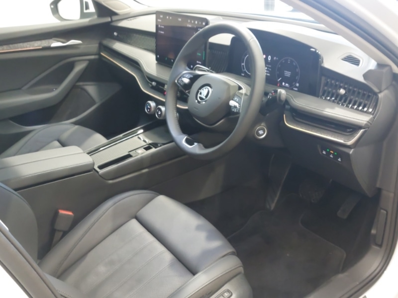 Used Skoda Superb 2024 for sale - 77329790: Photo 18