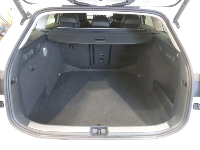 Used Skoda Superb 2024 for sale - 77329790: Photo 8