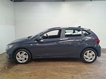 Used Hyundai i20 2022 for sale - 79195402: Photo