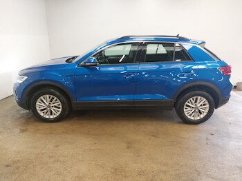 Used Volkswagen T-Roc 2022 for sale - 74248463: Photo