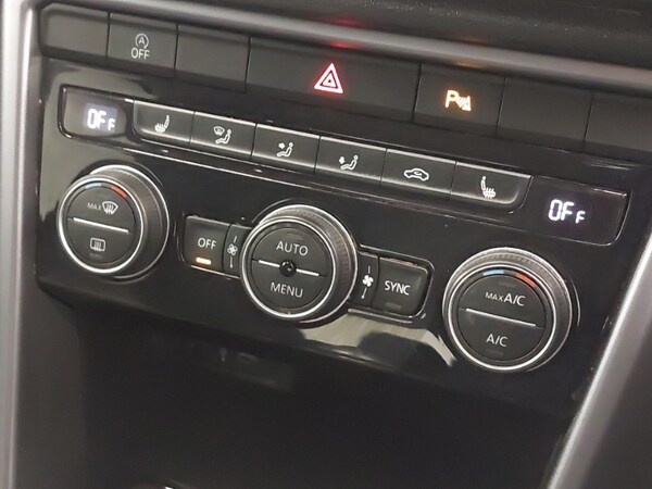 Used Volkswagen T-Roc 2022 for sale - 76254650: Photo 13