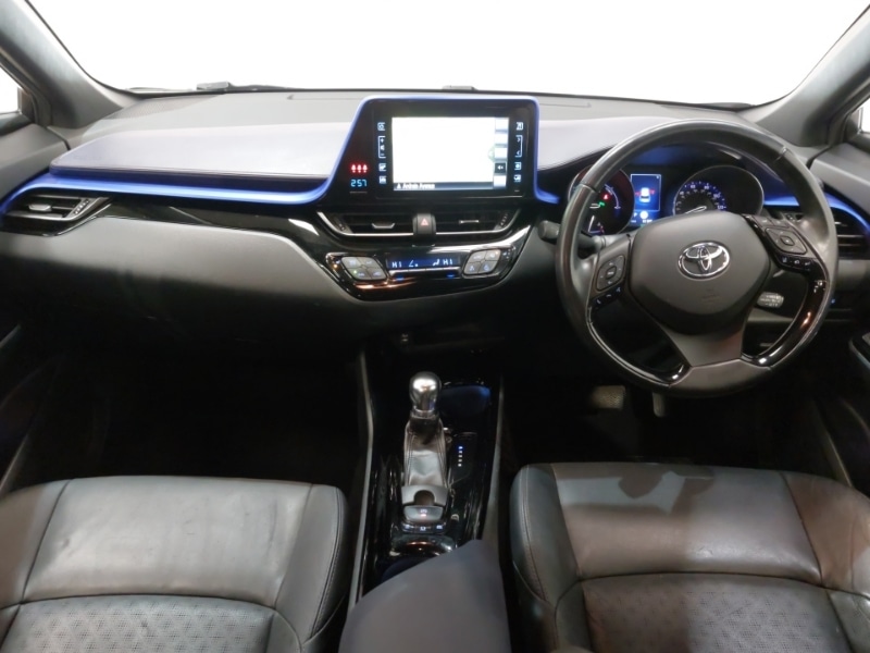 Used Toyota C-HR 2018 for sale - 76897519: Photo 2