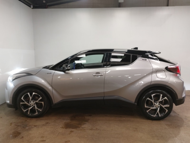 Used Toyota C-HR 2018 for sale - 76897519: Photo 4