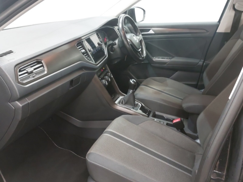 Used Volkswagen T-Roc 2019 for sale - 77702185: Photo 5