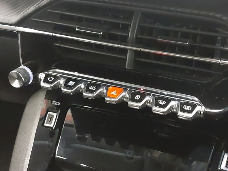 Used Peugeot 208 2022 for sale - 78211468: Photo 13