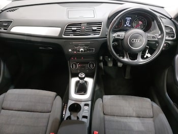 Used Audi Q3 2017 for sale - 76880222: Photo