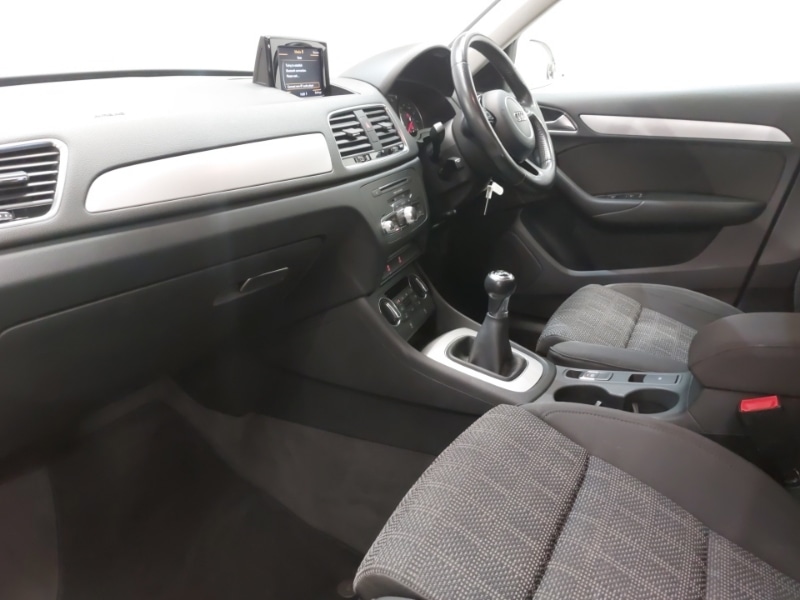 Used Audi Q3 2017 for sale - 76880222: Photo 5