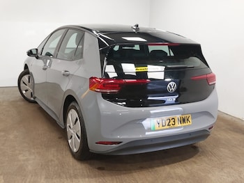 Used Volkswagen ID.3 2023 for sale - 77130009: Photo