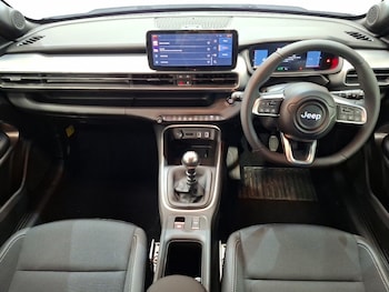 Used Jeep Avenger 2026 for sale - 79332398: Photo