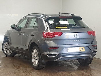 Used Volkswagen T-Roc 2020 for sale - 78342570: Photo