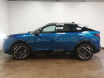 Used Peugeot 3008 2024 for sale - 77585104: Photo