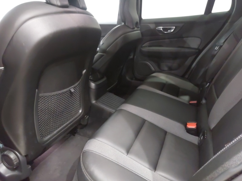Used Volvo V60 2022 for sale - 77278129: Photo 6
