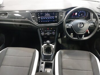 Used Volkswagen T-Roc 2018 for sale - 78478494: Photo