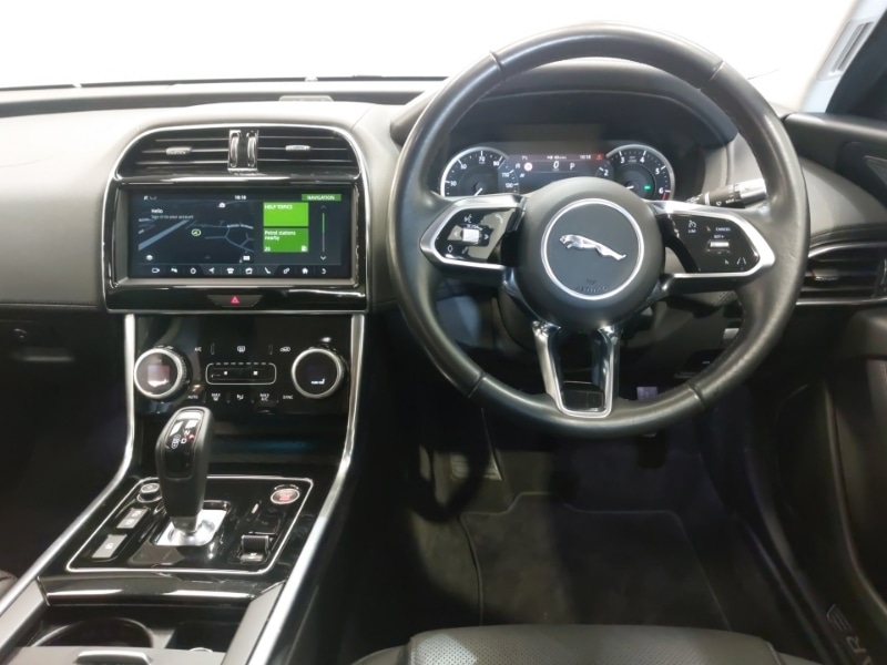 Used Jaguar XE 2019 for sale - 78023661: Photo 7