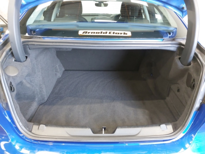 Used Jaguar XE 2019 for sale - 78023661: Photo 8