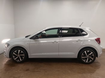 Used Volkswagen Polo 2020 for sale - 76144927: Photo
