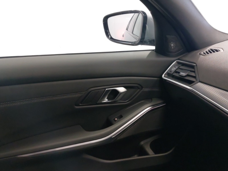 Used BMW 3 Series 2024 for sale - 77992769: Photo 16