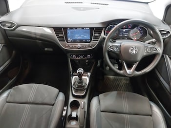 Used Vauxhall Crossland 2022 for sale - 76172175: Photo 2
