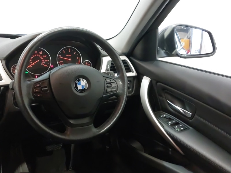 Used BMW 3 Series 2019 for sale - 77933352: Photo 11