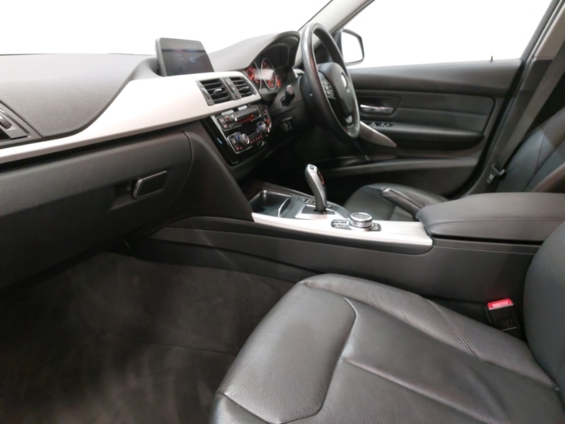 Used BMW 3 Series 2019 for sale - 77933352: Photo 5