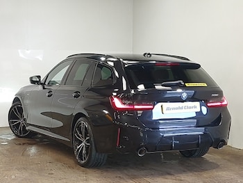 Used BMW 3 Series 2023 for sale - 78156015: Photo