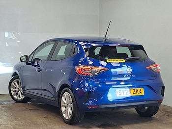 Used Renault Clio 2025 for sale - 79056499: Photo