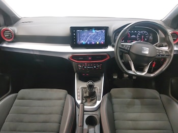 Used SEAT Arona 2023 for sale - 76052653: Photo 2