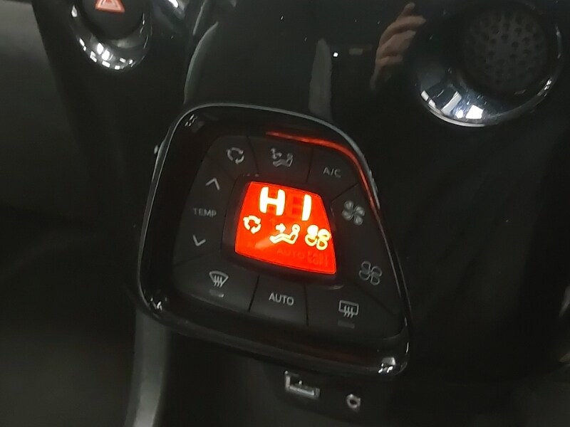 Used Toyota AYGO 2017 for sale - 77907389: Photo 13