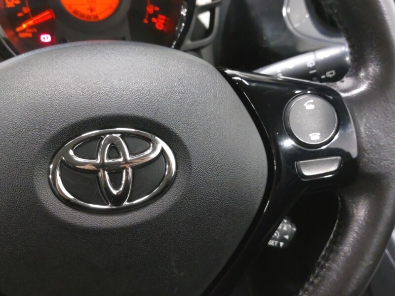 Used Toyota AYGO 2017 for sale - 77907389: Photo 16