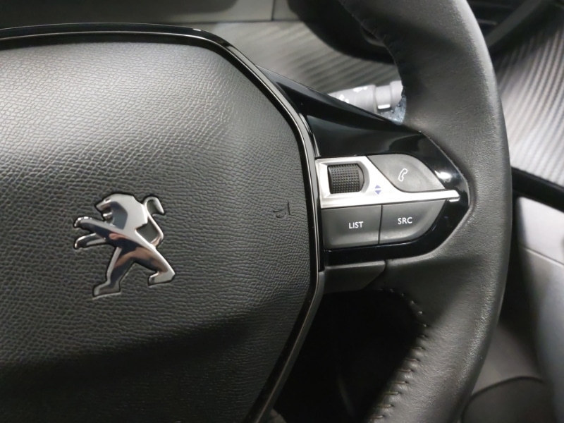 Used Peugeot 2008 2022 for sale - 77782643: Photo 16