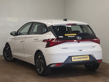 Used Hyundai i20 2023 for sale - 78253237: Photo