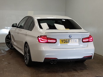 Used BMW 3 Series 2018 for sale - 77873810: Photo